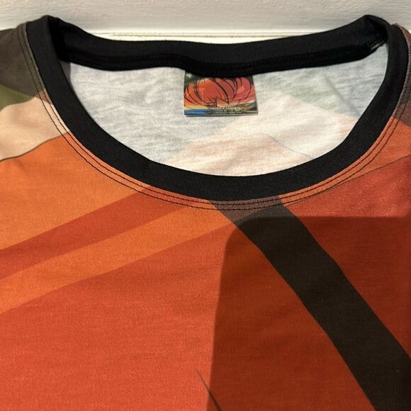 Flower print short sleeve size medium - Picture 3 of 4